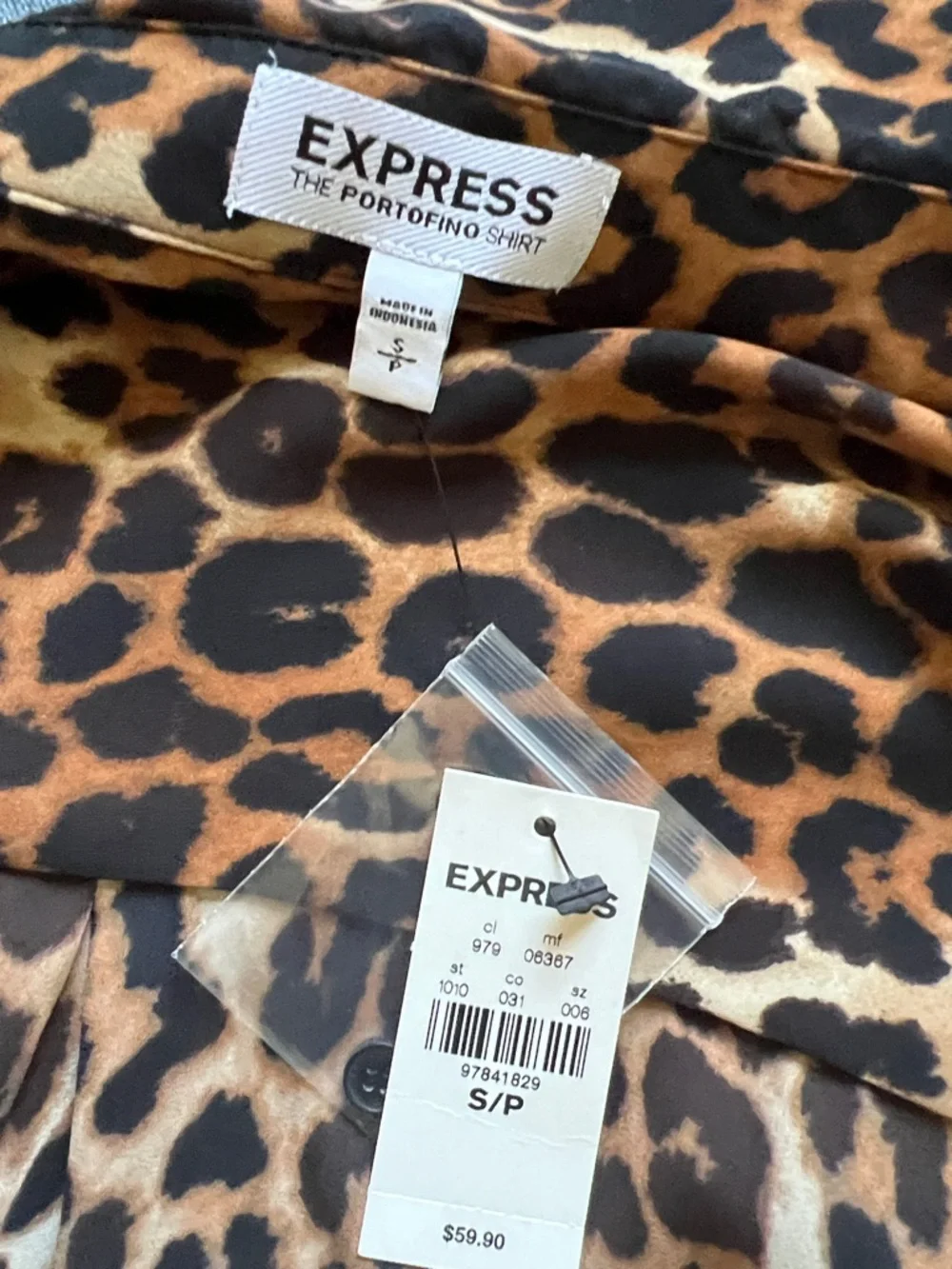NWT EXPRESS Leopard Print Button-Up Blouse - Brown & Black - Picture 3 of 3